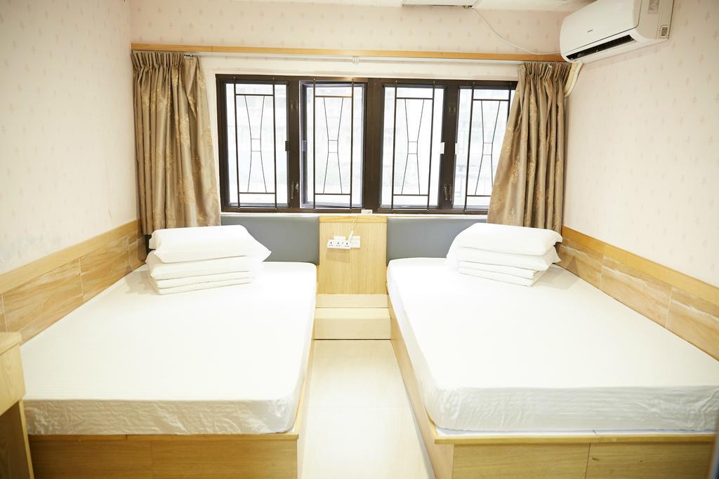 Me Easy Hostel Hong Kong Exterior photo