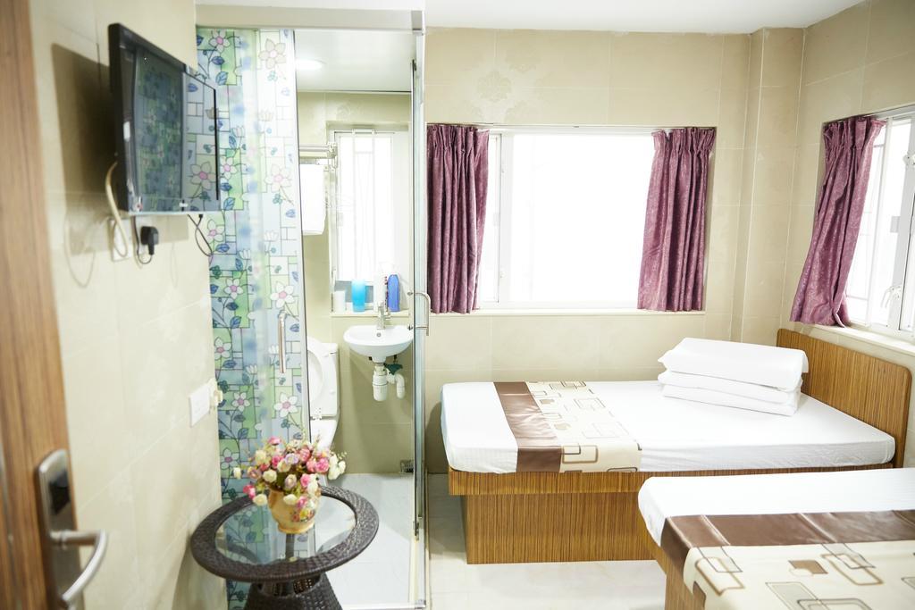 Me Easy Hostel Hong Kong Exterior photo